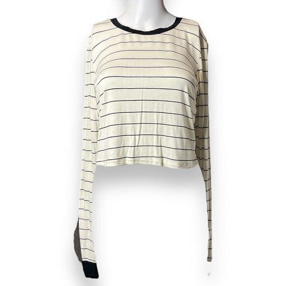 Forever 21 Soft Horizontal Striped Long Sleeve Crop Top White & Black Small - Picture 2 of 4